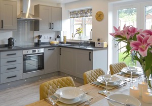 3 bedroom accommodation in Stalham Staithe