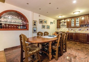 3 bedroom accommodation in Praputnjak
