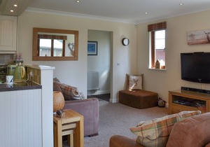3 bedroom accommodation in Flamborough, near Bridlington
