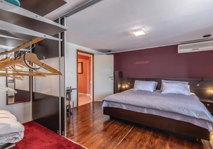 3 bedroom accommodation in Praputnjak