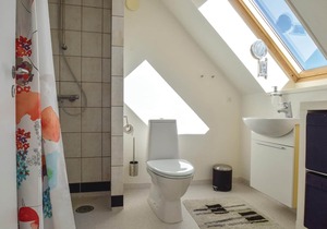 3 bedroom accommodation in Humble