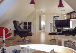 3 bedroom accommodation in Humble