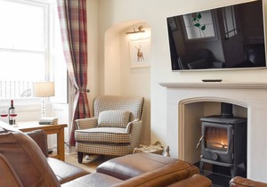 3 bedroom accommodation in Middleham, near Leyburn