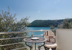 3 bedroom accommodation in Klek