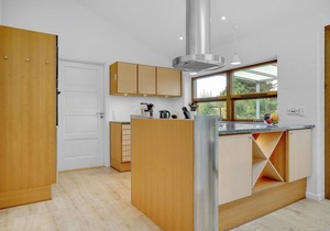 3 bedroom cozy home in Bogø By
