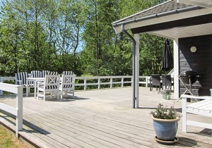 3 bedroom nice home in Aakirkeby