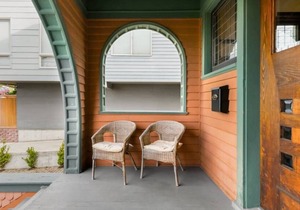 3 BR 2.5 BA Historic House near the Seattle Center with views of Puget Sound.