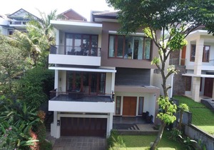 3 BR City View Villa with a private pool 2
