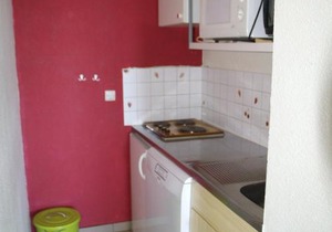 3 pièces au pied des pistes avec balcon, 2 chambres - FR-1-557-23