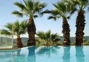 3 room duplex apartment TB condition-air-conditioned - terrace-sea view-pool-garage