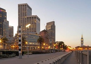 3-Star Hotel ∙ Harbor Court Hotel