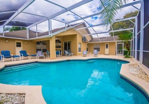 300 m² Villa ∙ 4 bedrooms ∙ 8 guests