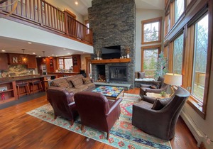 325 m² Condo ∙ 5 bedrooms ∙ 12 guests