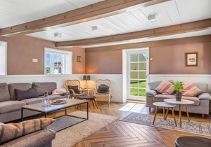 365 m² House ∙ 6 bedrooms ∙ 16 guests