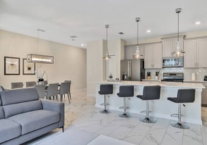 392 OC - 4BR Splendor: Private Pool
