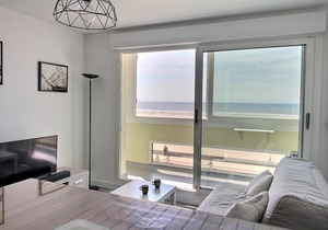 3ESPLANADE : ideally located, Appt face mer 5 pers, emplct parking privé