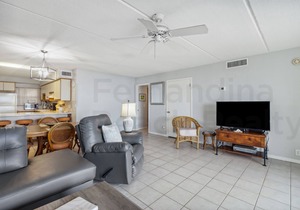 3rd Floor Oceanfront condo, easy beach access. Enjoy exclusive one of a kind fishing pier.
