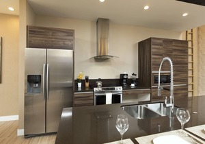 4 B/R Villas with Free Parking & Wi-Fi with Pool Near Disney