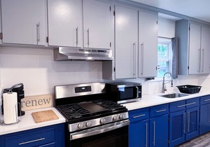 4 Bedroom, 2 Bathrooms, Remodeled Home, 5 Minutes From Niagara Falls State Park