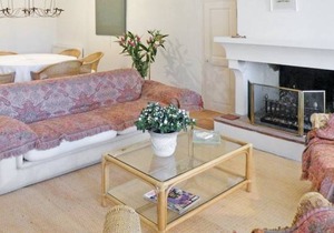 4 bedroom accommodation in St Didier