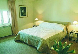 4 bedroom accommodation in St Didier