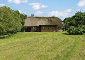 4 bedroom accommodation in Asperup