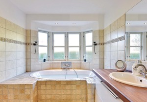 4 bedroom accommodation in Egå