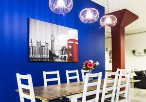 4 bedroom(s) House near London