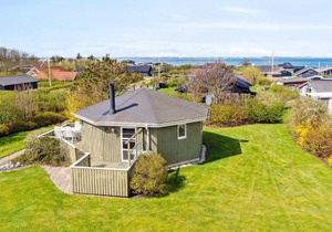 4 person holiday home in Vinderup-By Traum