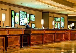 4-Star Hotel ∙ Sheraton Boston Hotel