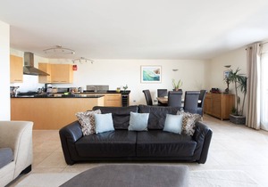 4 The Vista - an apartment that sleeps 4 guests in 2 bedrooms