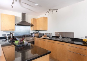 4 The Vista - Sea View - Free Parking & WiFi - Pet Allowed