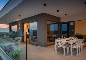 432 m² Villa ∙ 5 bedrooms ∙ 10 guests