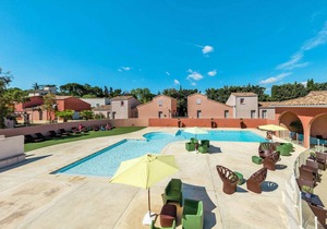 44 m² Accommodation ∙ 1 bedroom ∙ 4 guests