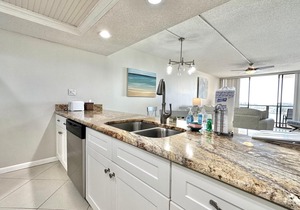 440 West Condos 1505-N Private Balcony