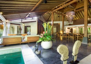 450 m² Villa ∙ 3 bedrooms ∙ 6 guests