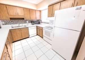 4th Floor Oceanfront 2BR Condo w/Balcony & Beach Views, Unit 448