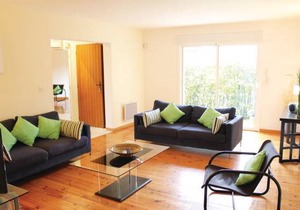 5 bedroom accommodation in Creissan