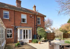 5 bedroom accommodation in Kessingland