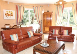5 bedroom accommodation in Montélimar