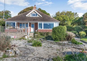 5 bedroom accommodation in West Lulworth, near Swanage