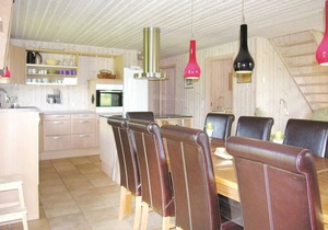 5 bedroom beautiful home in Tranekær