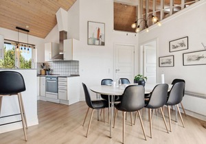 5 bedroom gorgeous home in Skjern