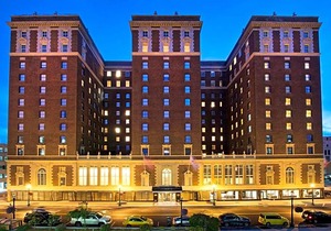 5-Star Hotel ∙ Marriott Syracuse Downtown