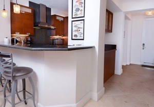 513 Mariners Club - 3 bedroom luxury ground floor condo with ocean views