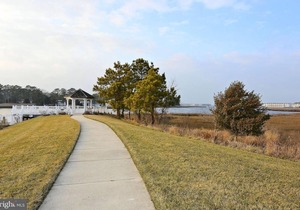 5M to Beach, Bayside Bethany Lks Luxury: Bayfront Ind/Ot pool/5 STAR Club House