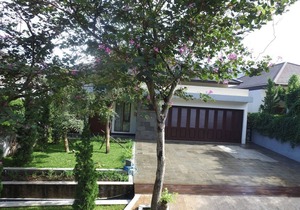 6 BR Hill View Villa with a private pool 3