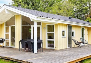 6 person holiday home in Eskebjerg