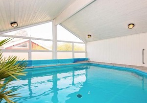 6 person holiday home in Ebeltoft