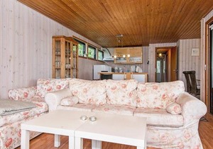 6 person holiday home in Ebeltoft